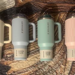 40 ounce stanley tumblers( exclusive limited edition)