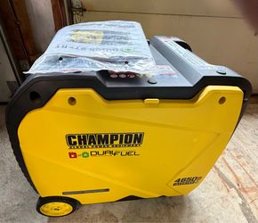 Champion CO Shield Electric Start 4650 -Watt Dual Fuel (Gasoline/Propane) Inverter Generator Never Used