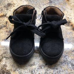 Cat and Jack Toddler High tops Size 6