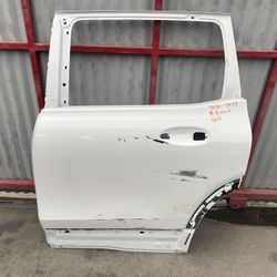 2020-2023 M- Benz GLB Left Rear Door 