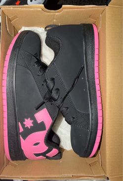 Blank & Pink DC shoes, size 7