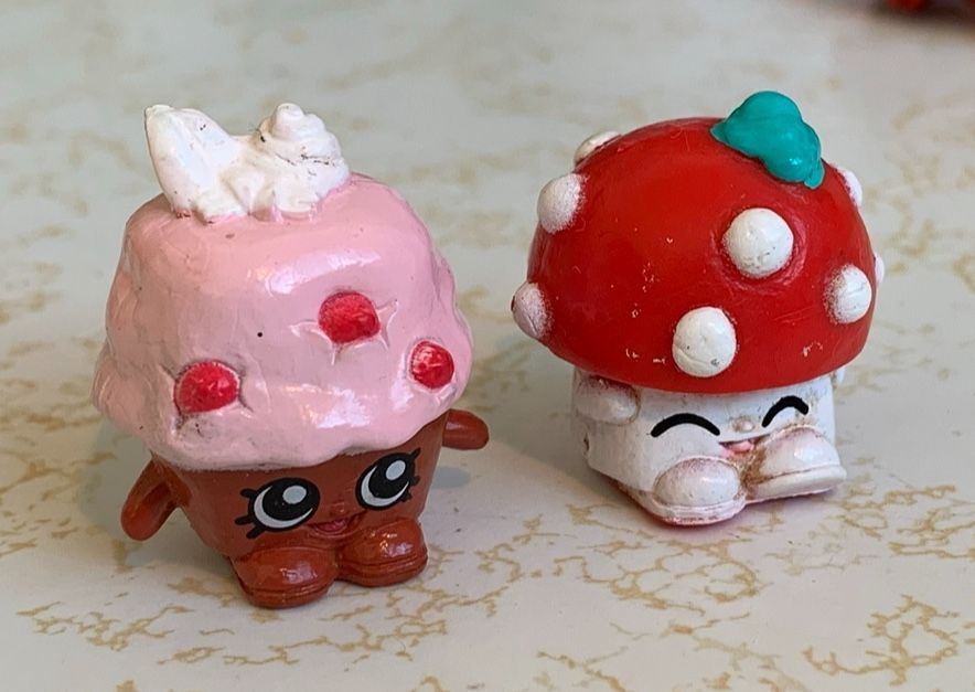 SHOPKINS SEASON 1 SET MINI MUFFIN 1-044 MISS MUSHY MOO 1-006 Mushroom Red/White