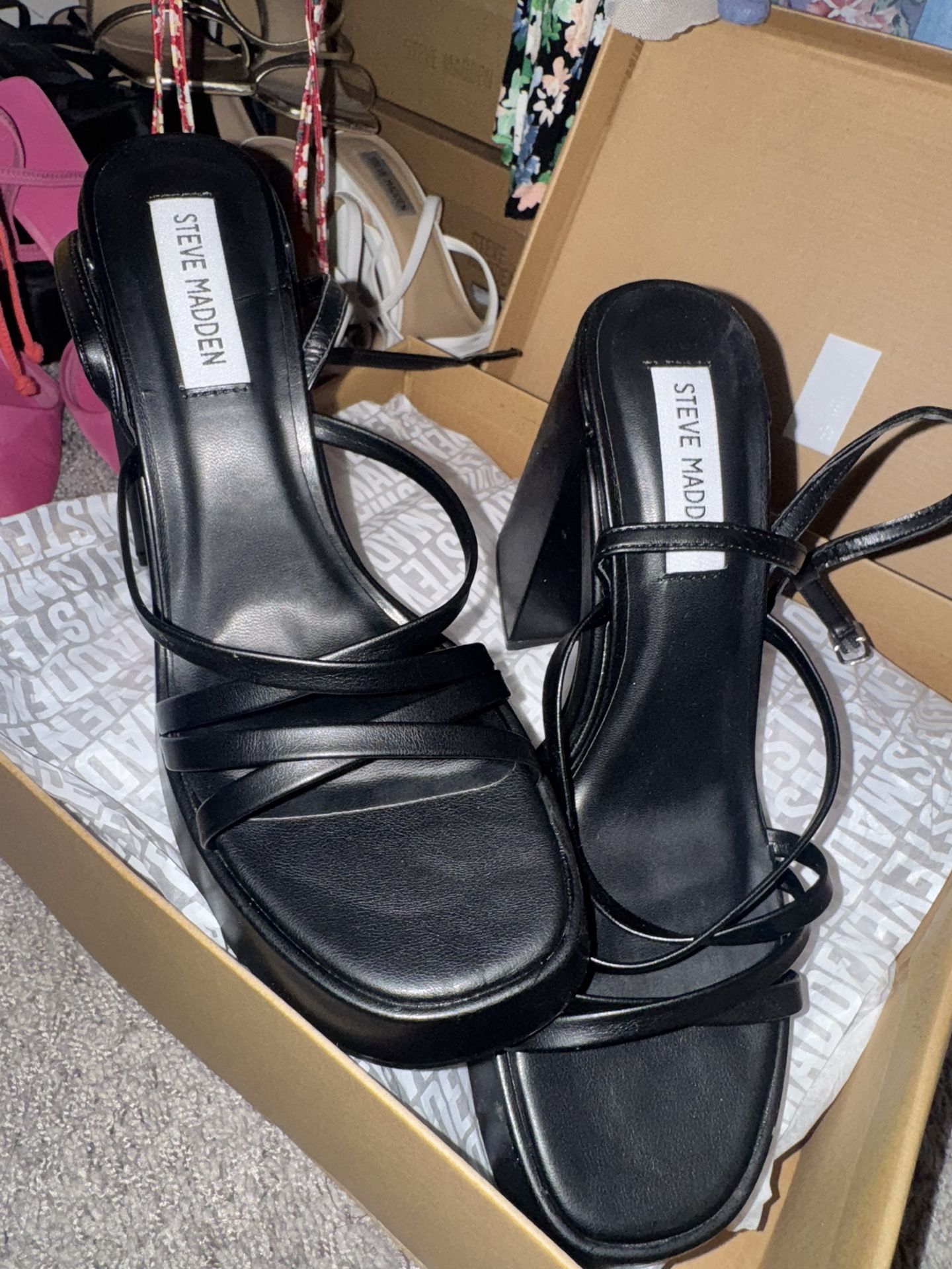 Steve Madden – Women’s Size 9