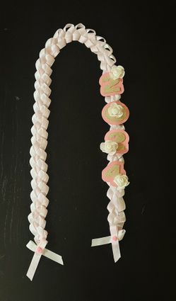 Pre-made Leis