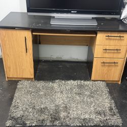 Free Desk 