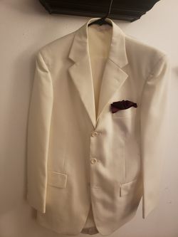 Medium clean suit great for weddings and graduations