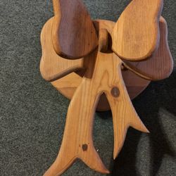 Large Handmade Wooden Base W/Bow Mounting  Quilt Hanger