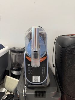 Ninja SLUSHi Professional Frozen Drink Maker – Excellent Condition