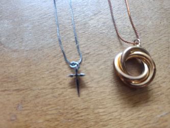 Round necklace n small cross necklace