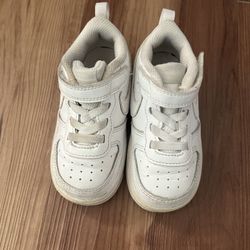 Toddler Nike size 7c