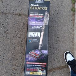 Shark Stratos Cordless Vacuum 