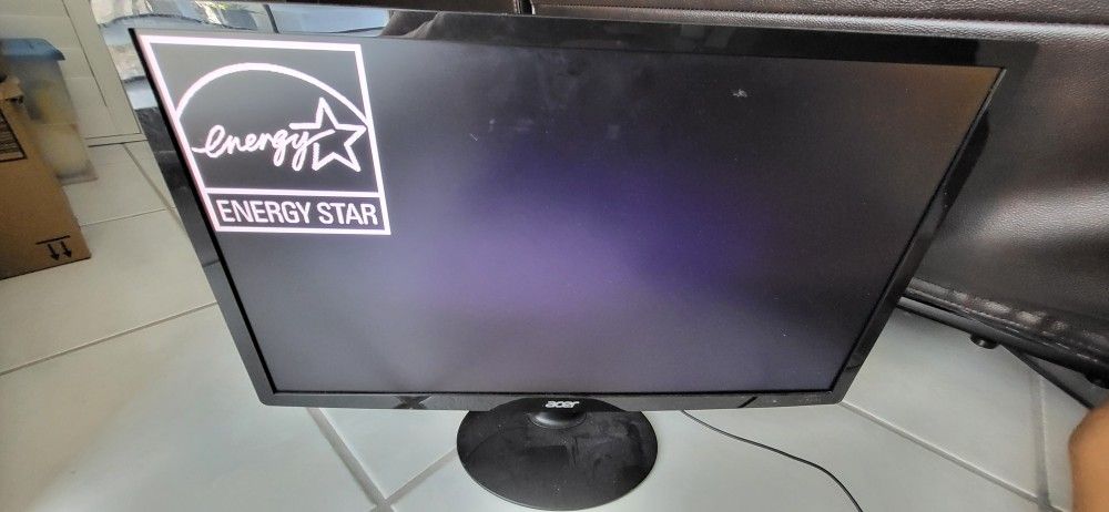 Computer Monitor/ Screen