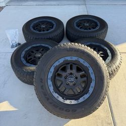 Black Rhino Off-road Wheels 