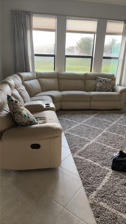 Sectional couch