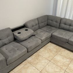 Grey Sectional Couch With Chaise