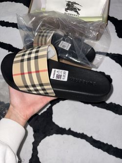 Burberry Slides – Size 8.5 Men / 10 Women – Brand New w/ Box
