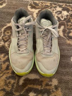 Men’s Nike shoes 13
