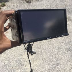 Car Stereo & Navigation