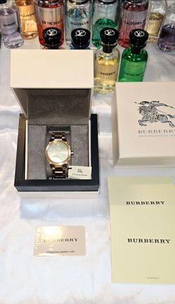 Burberry BU9353 Chronograph Watch Rose Gold Vintage Timepiece