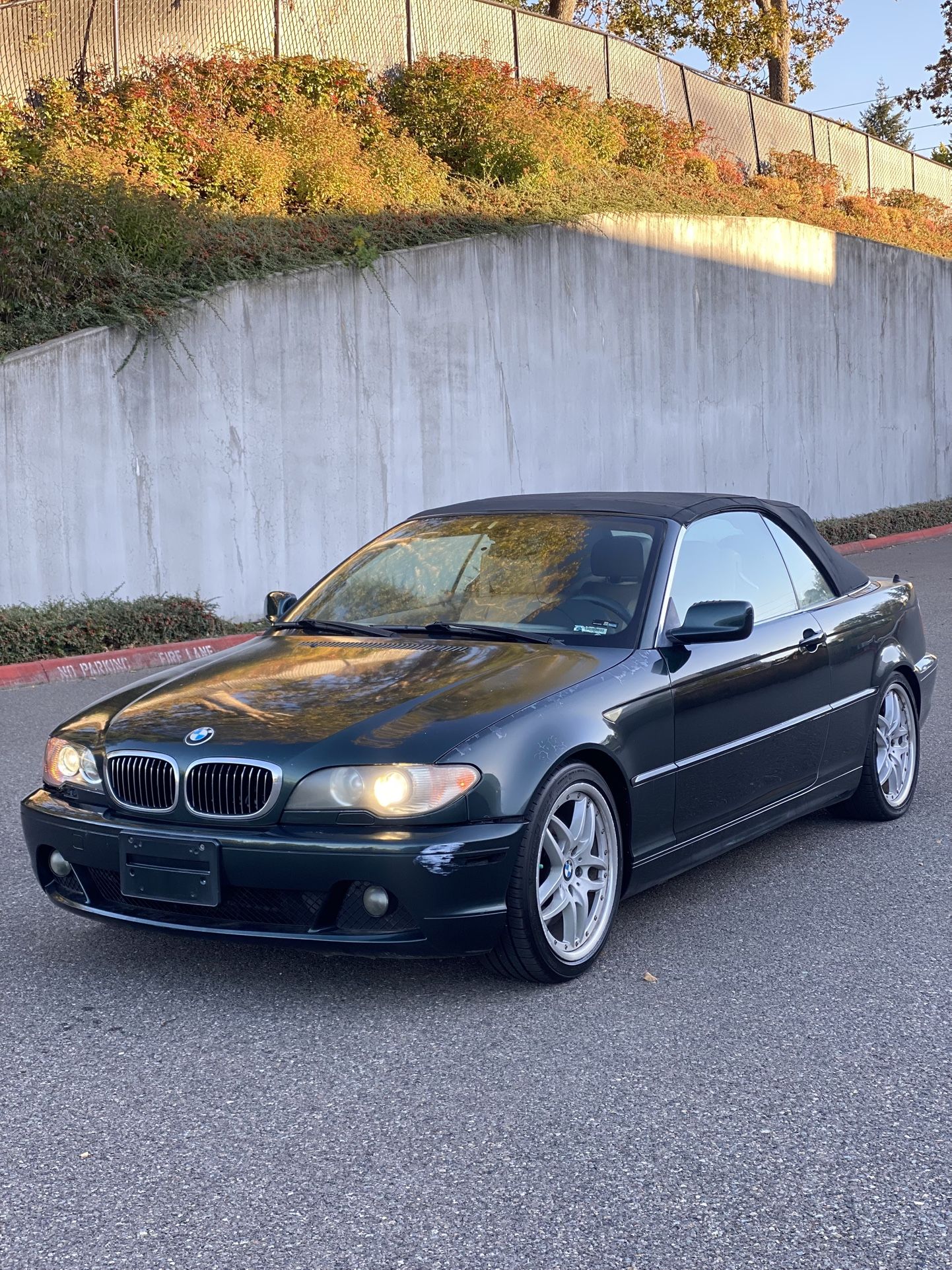2004 BMW 325i