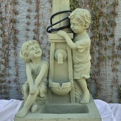 Statue Water Fountain 