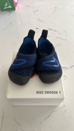 Nike swoosh 1 - Size 5c