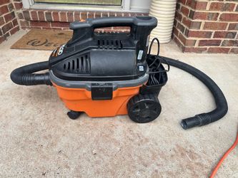 Ridgid 4 Gallon 5.0 Peak HP Portable Wet/Dry Vac