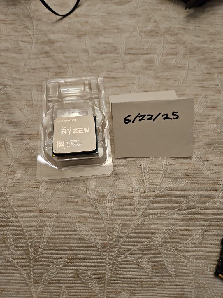 AMD Ryzen 7 1700