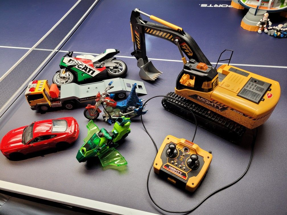 Ford F-150, Excavator, Mustang, Ducati