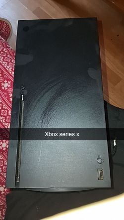 Xbox series x good condition works great controller included pick up only victoria tx