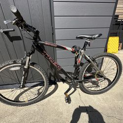 Carry Subsidie Interpersoonlijk Trek 6700 Mountain bike for Sale in Torrance, CA - OfferUp