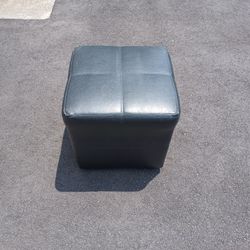 Ottoman/ Foot Rest