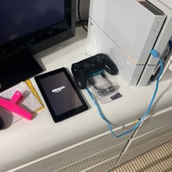Snow White PS4, with Amazon Tablet