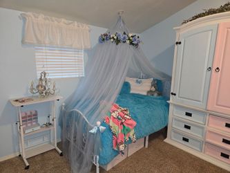 Girls furniture