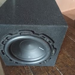 1) Rockford Fosgate Dual Coil Subwoofer In Box ,Hight Quality , Very Powerful Sealed Box. Will Shake Your Car 