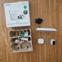 Arlo Wireless Home Security Camera System, Indoor And Outdoor Two Camera Kit