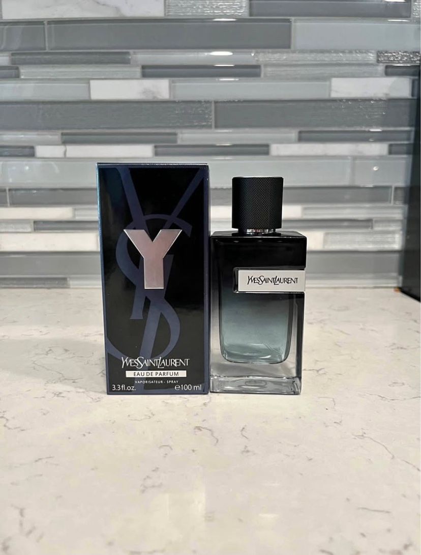 Yves Saint Laurent - Eau De Parfum