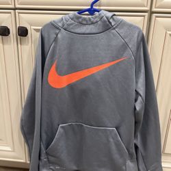 Medium Boy’s Hoodies & Jacket