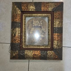 Antique Ornate Gilt Wood Frame w Vintage Floral Print 18” x 16