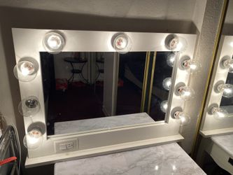 Vanity Mirror 