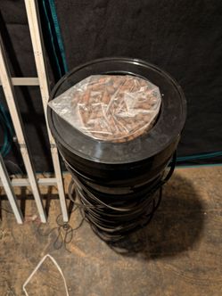 DWC 6+1 BUCKET SYSTEM WITH DRIPPER & AIR PUMP