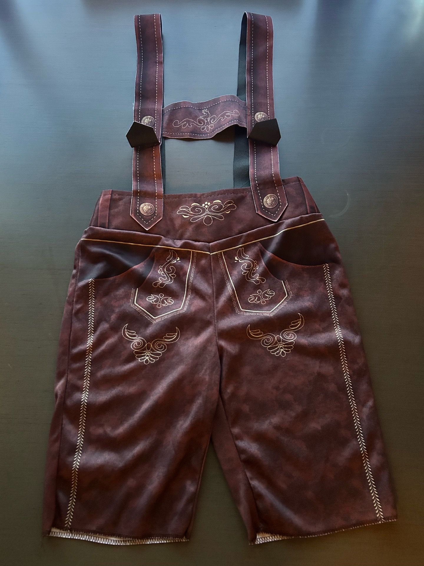 Traditional Bavarian Lederhosen for Boys, Size 4/5