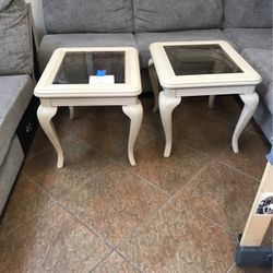 2 End Tables 