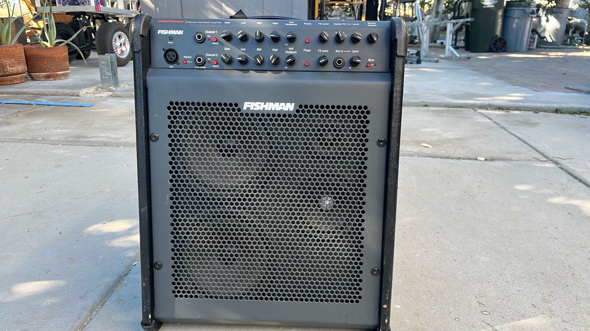 Fishman Loudbox 300 PRO LBX 300 Acoustic Guitar / Vocal Amp – 300W