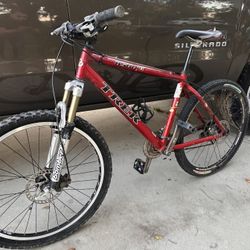 Trek Mountain Bike 