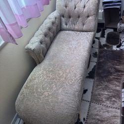 🛋️ Elegant Tufted Right Arm Chaise Lounge