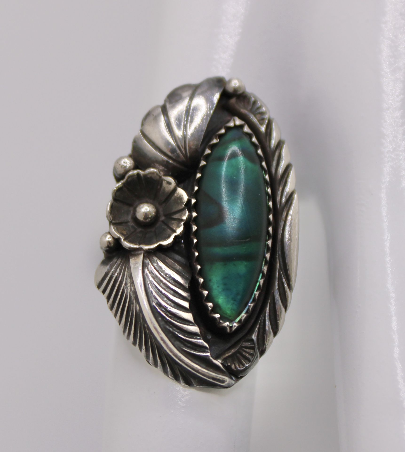 Vintage Southwestern Sterling Silver Floral Design Ring, Size 5.5