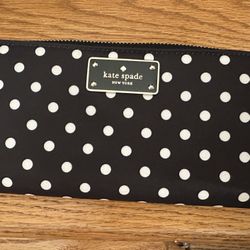 Kate Spade Large Nylon Wallet 