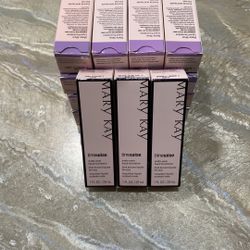 Mary Kay TimeWise Matte Wear Liquid Foundation Combination to Oily Skin New in Box (Read Description) 
