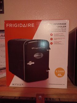 Frigidaire Mini Beverage Cooler
